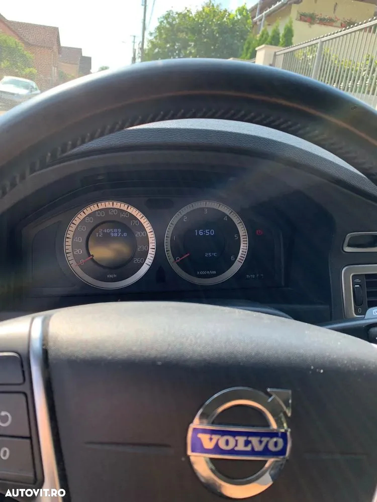 Volvo XC 70 D5 AWD Aut. Momentum - 15