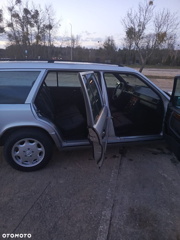 Mercedes-Benz Klasa E - 9