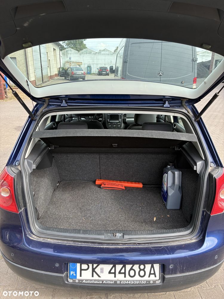 Volkswagen Golf - 10