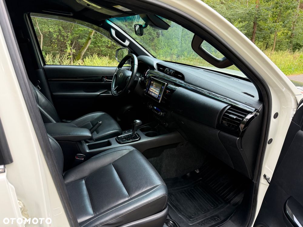 Toyota Hilux 2.4 D-4D Double Cab Dakar 4x4 - 13