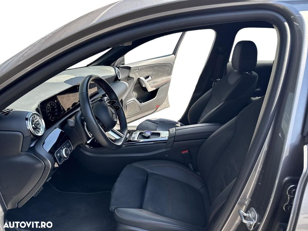 Mercedes-Benz A 200 MHEV 7G-DCT Sedan - 13