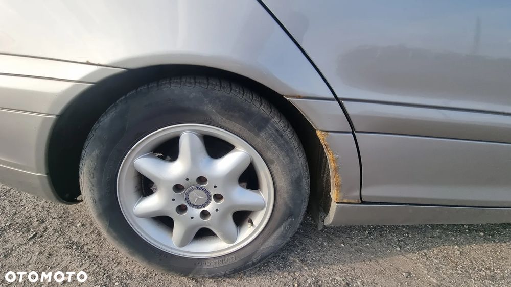 Mercedes-Benz Klasa C - 24