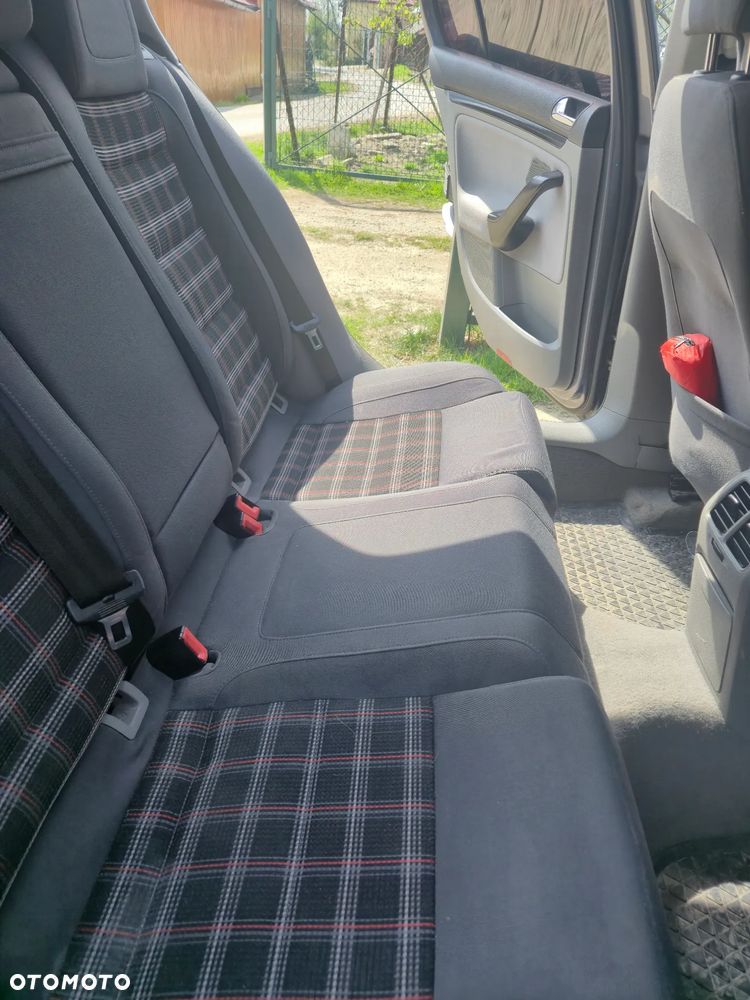 Volkswagen Golf 1.9 TDI Comfortline - 12