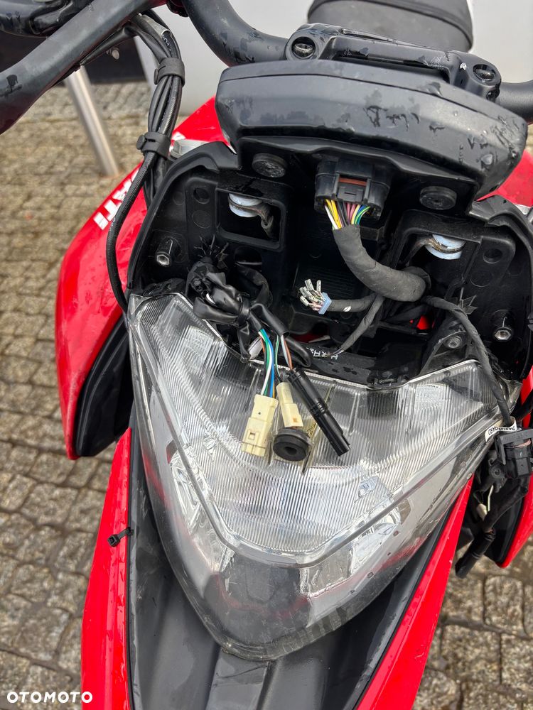 Ducati Hypermotard - 2