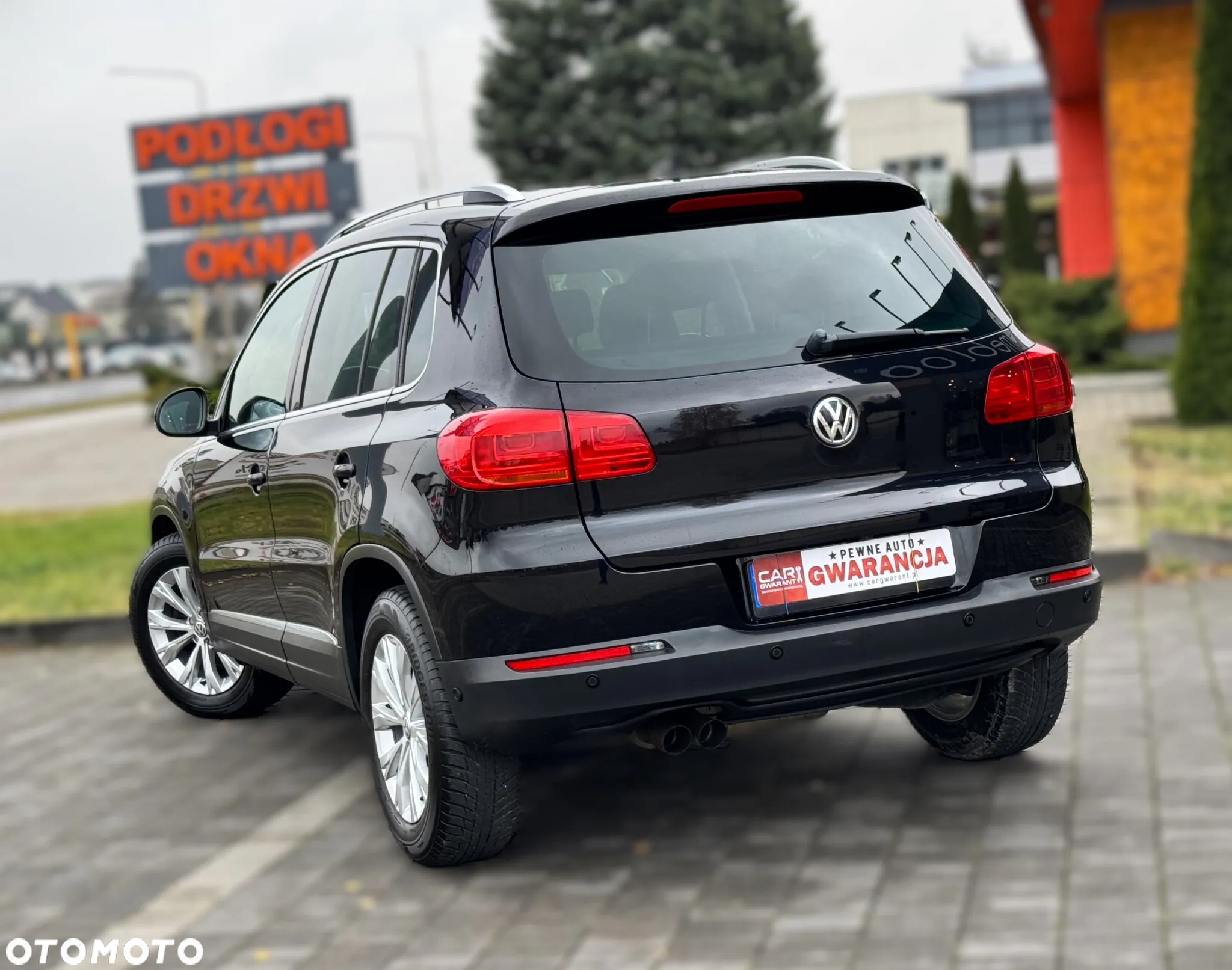 Volkswagen Tiguan 2.0 TSI 4Mot Sport&Style DSG - 10