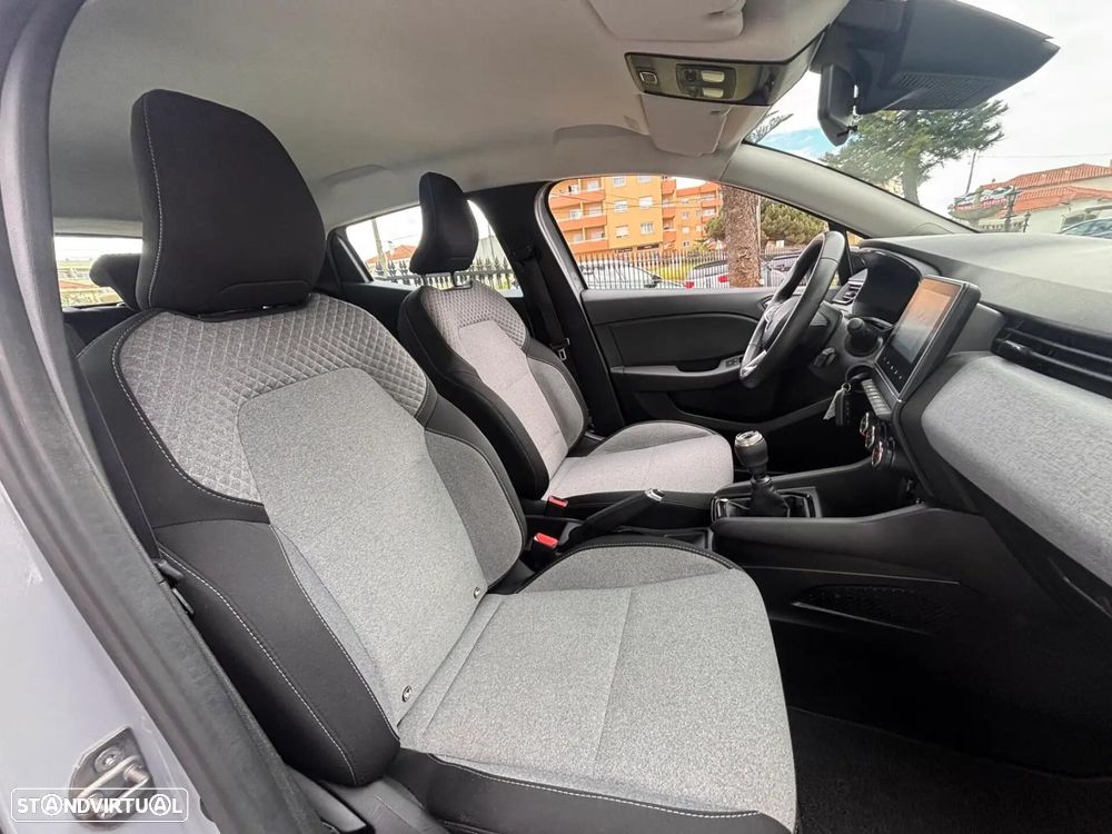 Renault Clio - 14