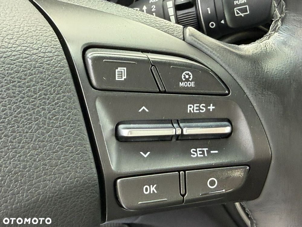 Hyundai i30 - 23
