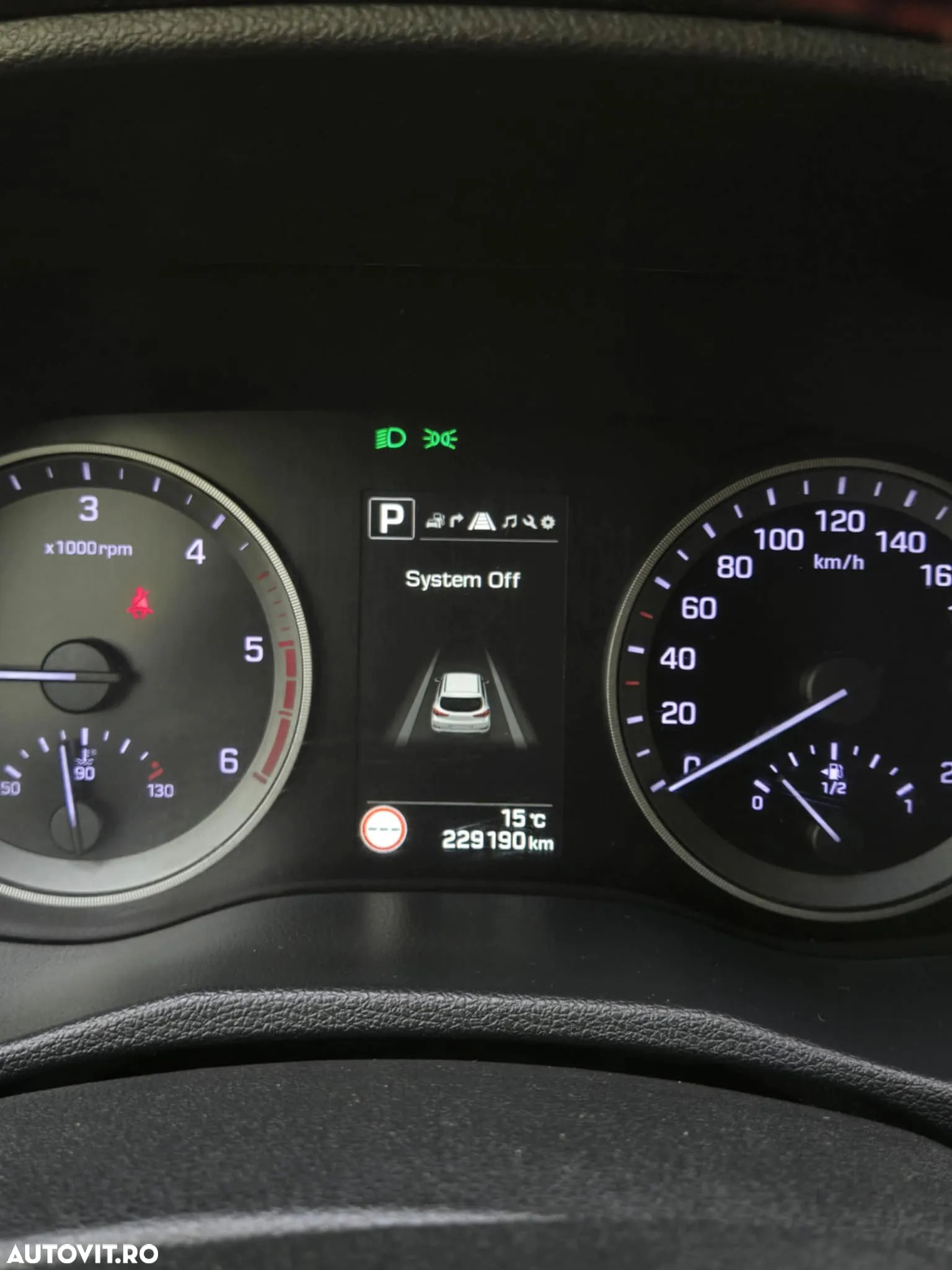 Hyundai Tucson blue 1.7 CRDi 2WD DCT Premium - 15