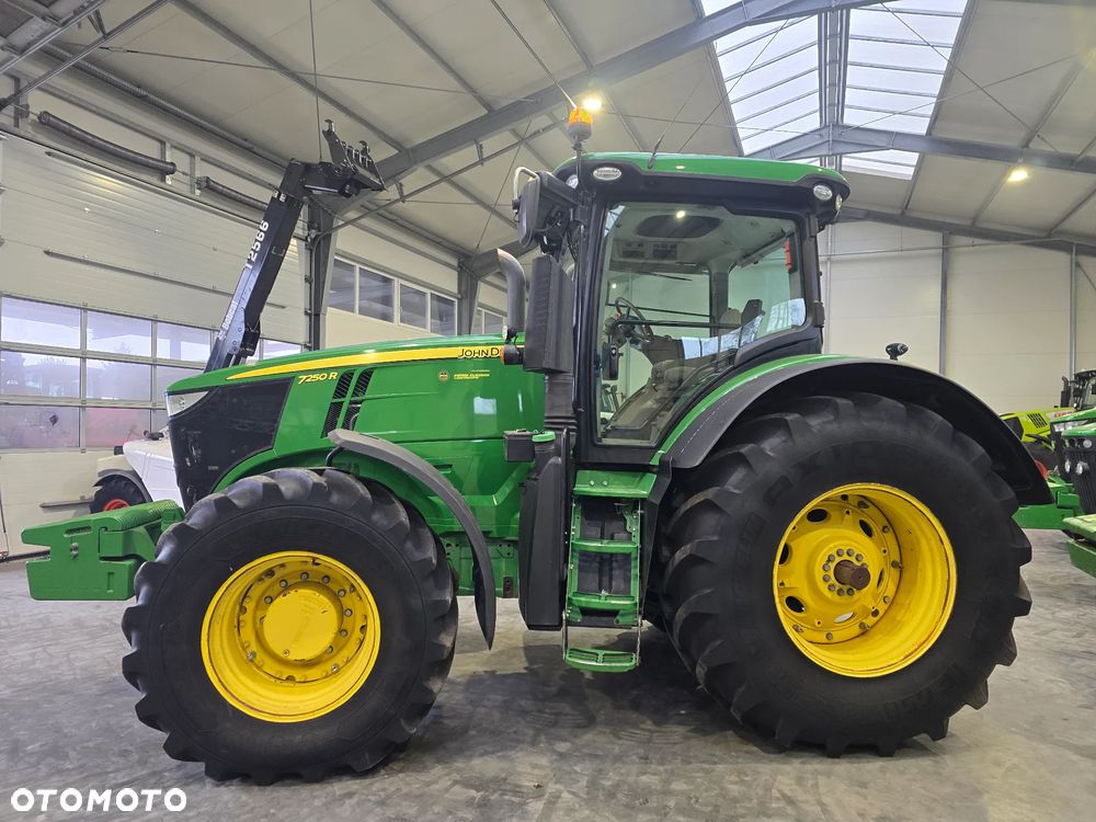 John Deere 7250R - 5