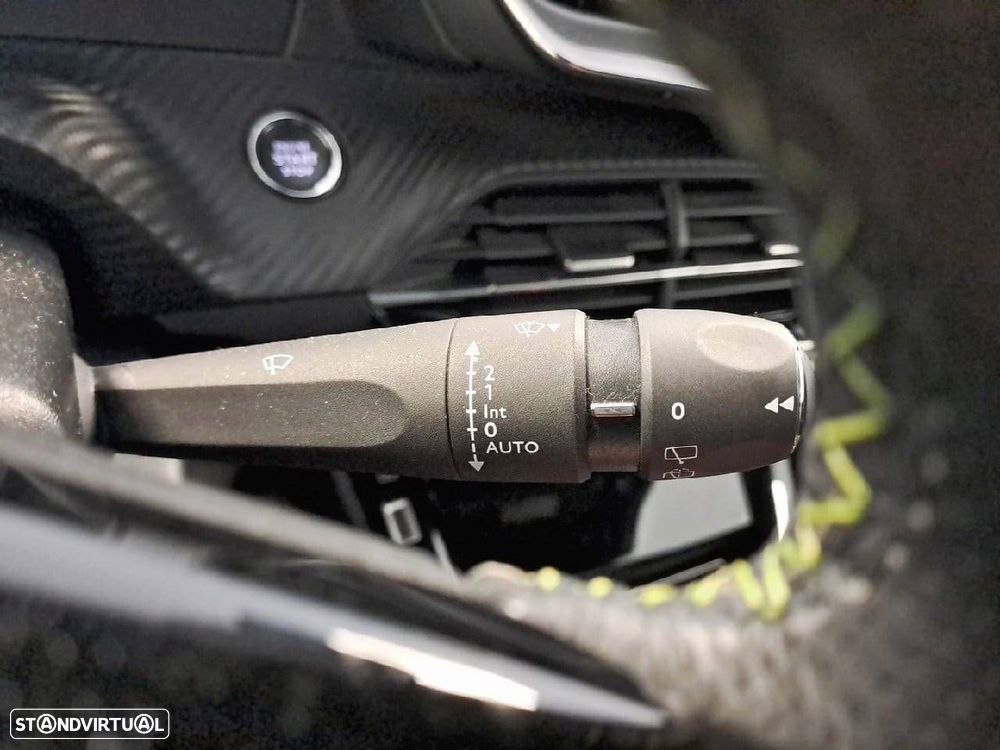 Peugeot 2008 1.5 BlueHDi GT - 15