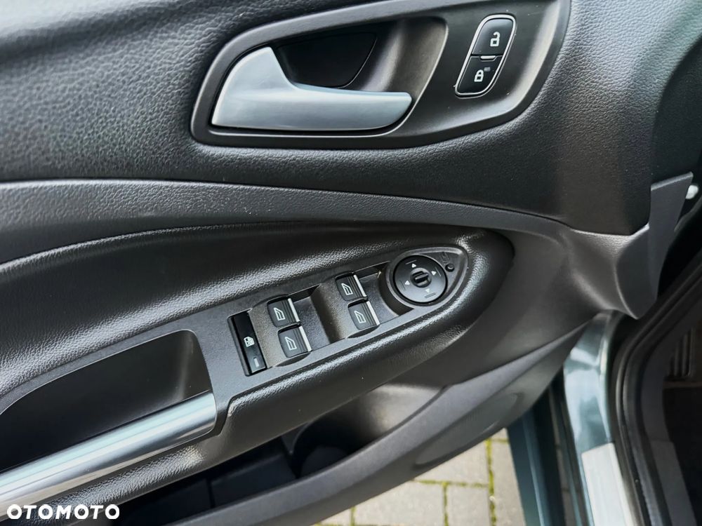 Ford Kuga 2.0 TDCi 4x4 ST-Line - 19