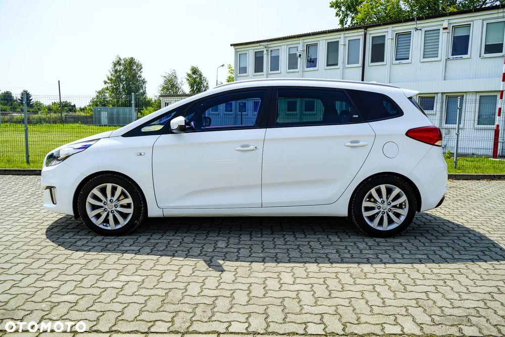 Kia Carens 1.7 CRDi L DCT - 13