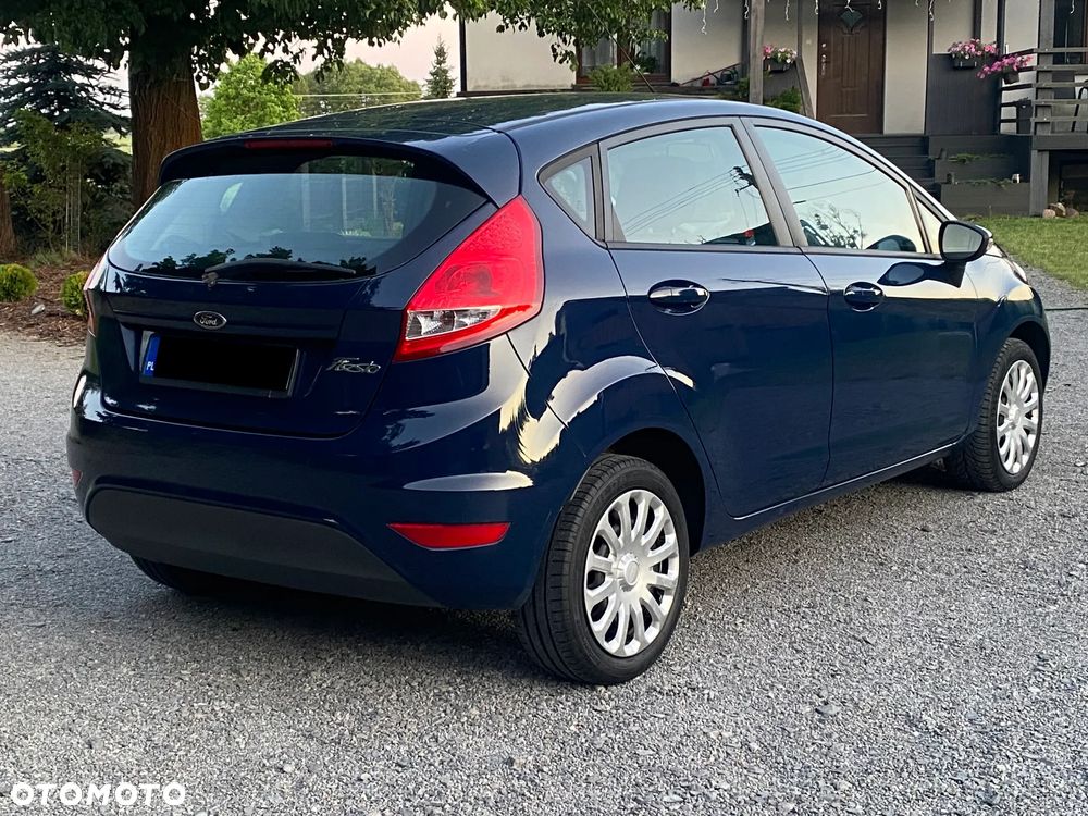 Ford Fiesta - 12