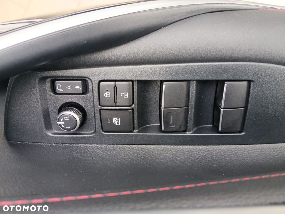 Toyota Corolla - 16