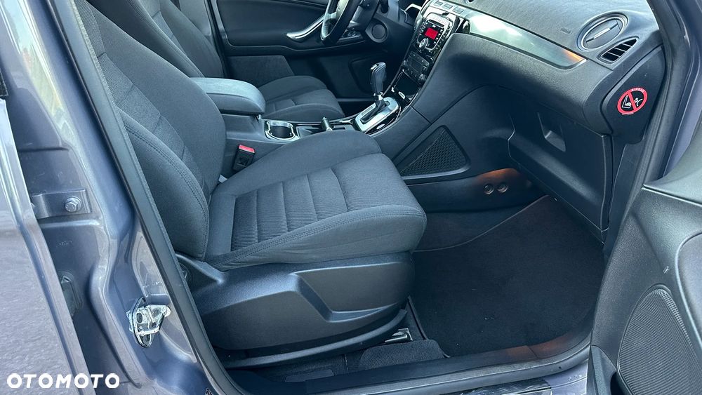 Ford S-Max - 14