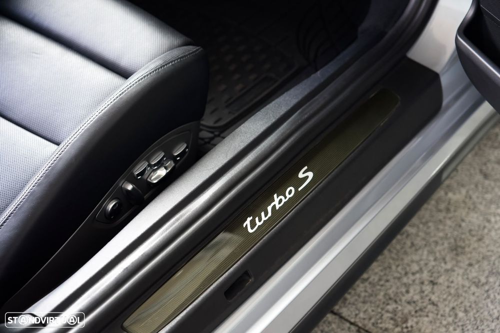 Porsche 911 (991) Turbo S PDK - 6