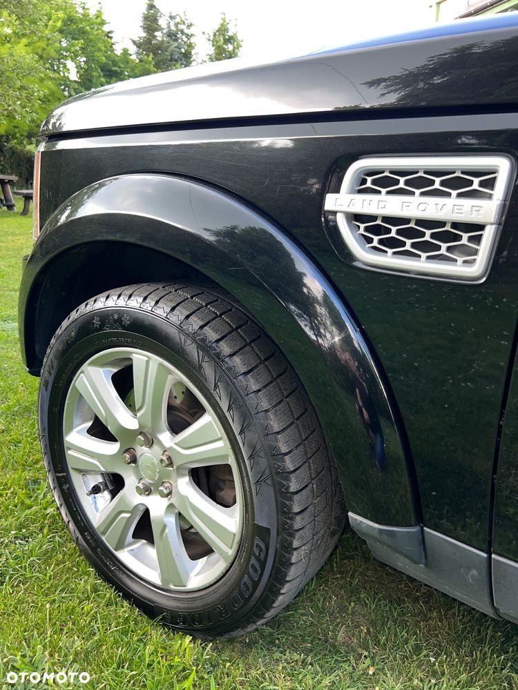 Land Rover Discovery IV 3.0 SD V6 HSE - 12