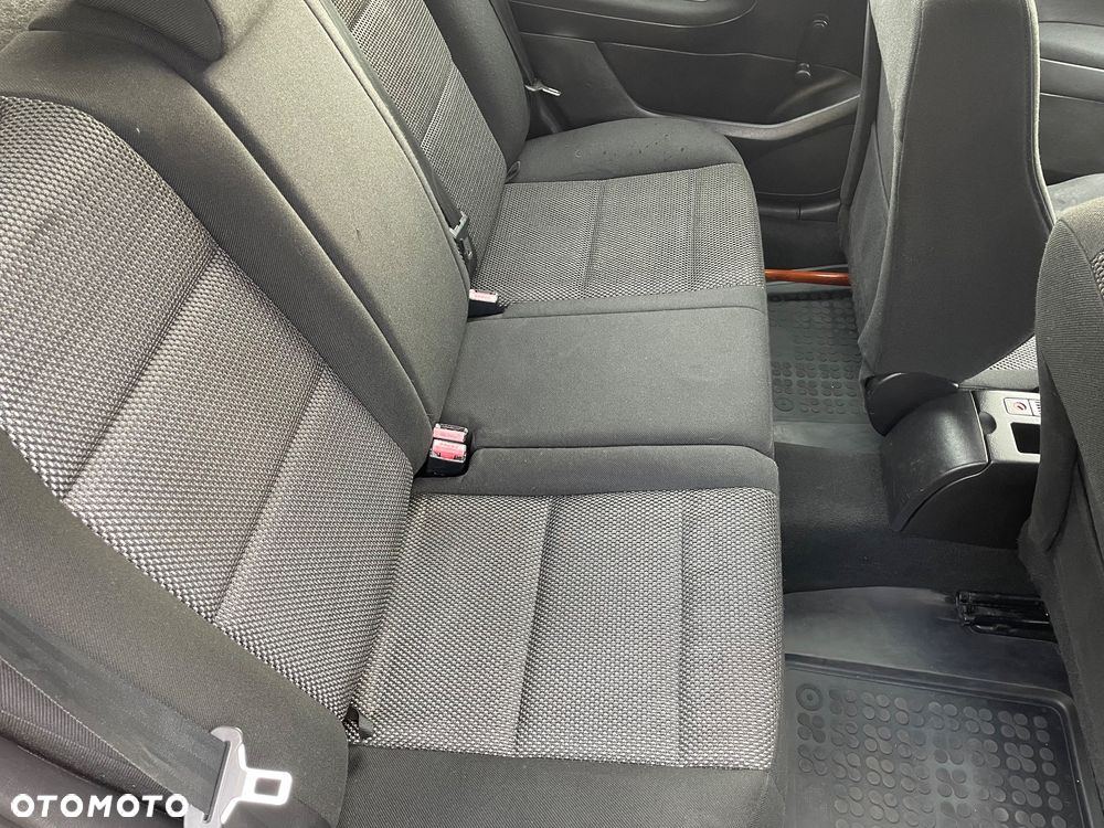 Peugeot 307 1.6 Oxygene - 11