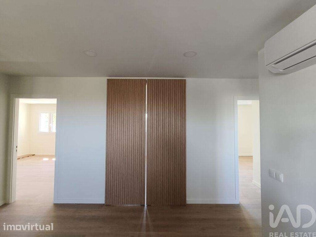 Apartamento T3 em União de Freguesias da Cidade de Santarém de 92,21 m - Grande imagem: 4/30