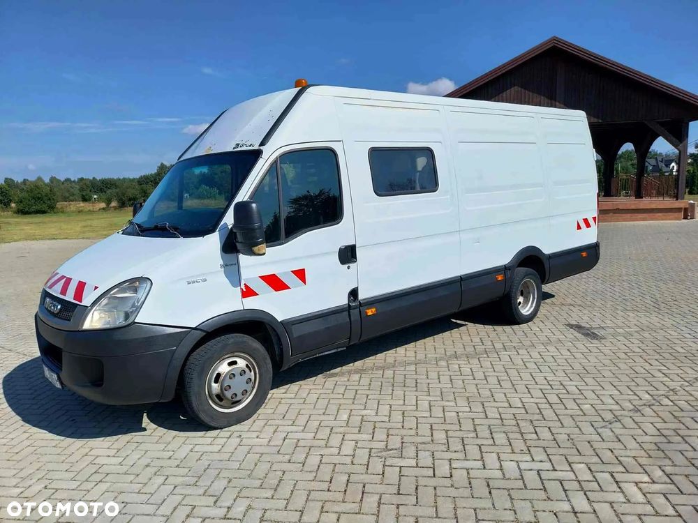 Iveco DAILY 35C15 3.0 D - 3