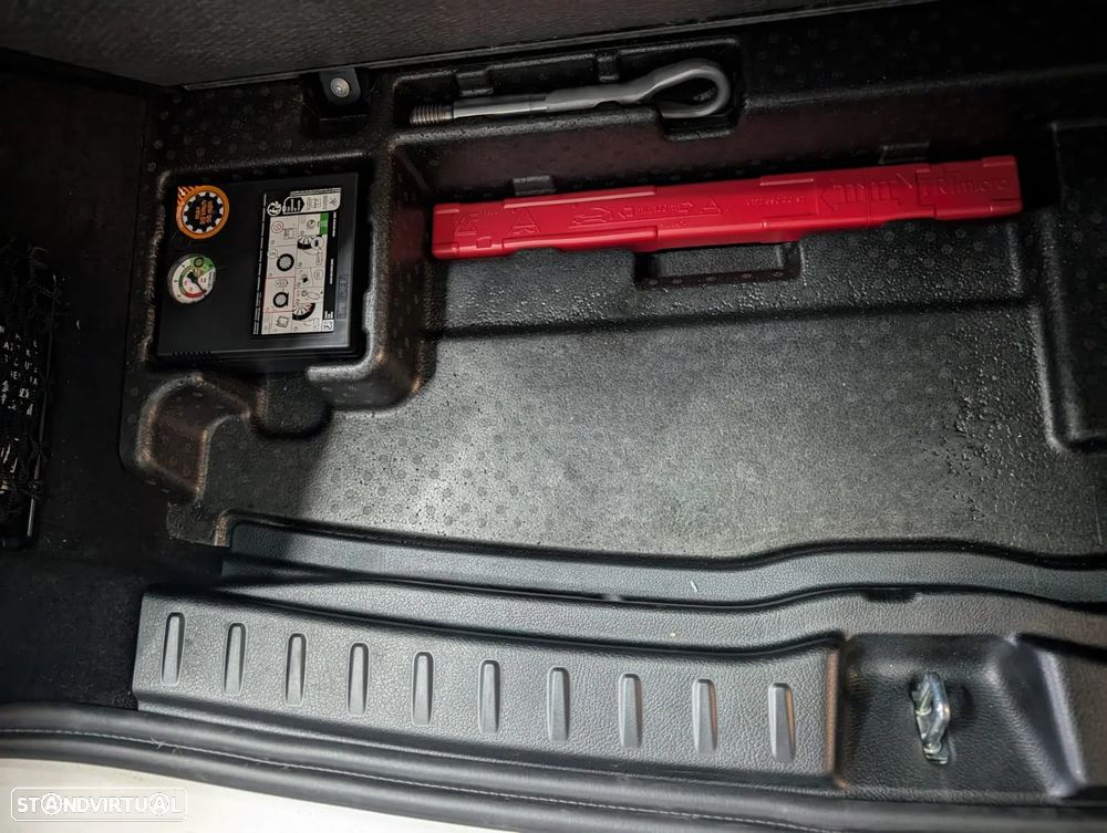 Mercedes-Benz EQA 250+ AMG Line - 33