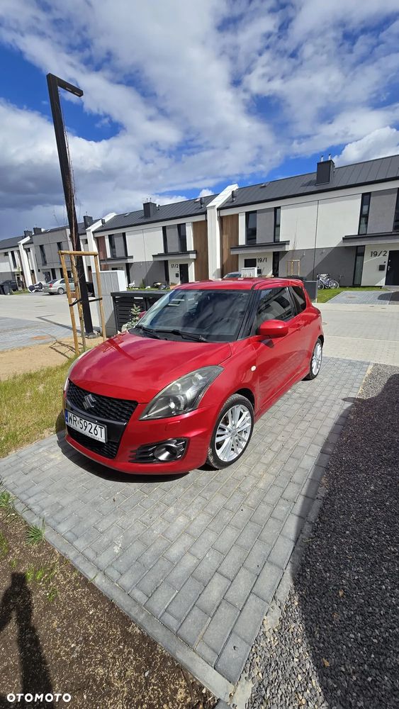 Suzuki Swift 1.6 Sport - 1