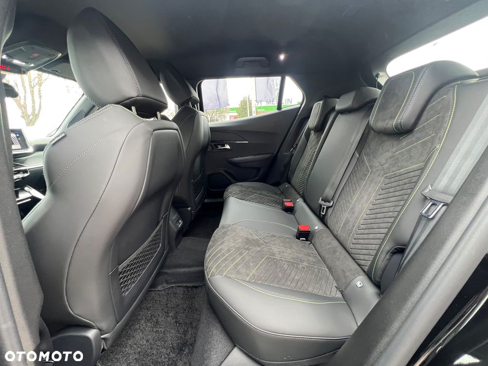 Peugeot 2008 PureTech mHEV GT Exclusive e-DCS6 - 15