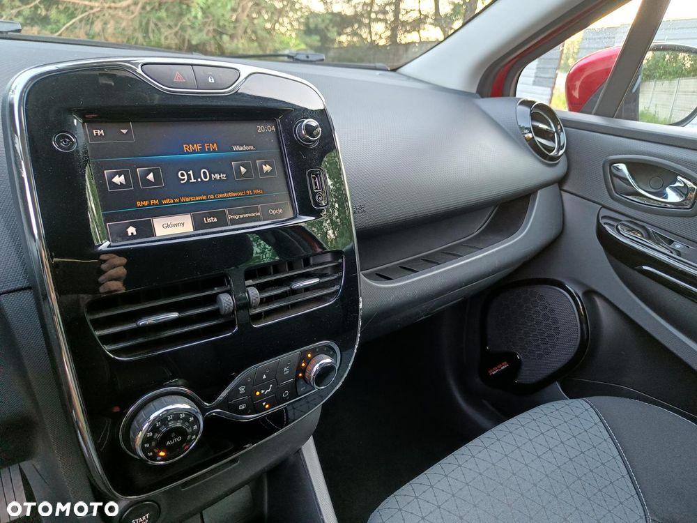 Renault Clio TCe 90 Limited - 36