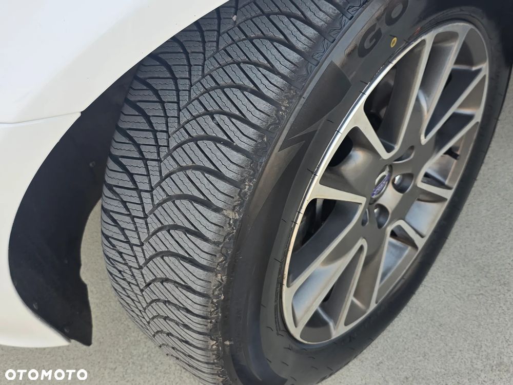 Volvo XC 60 D4 Geartronic Summum - 9