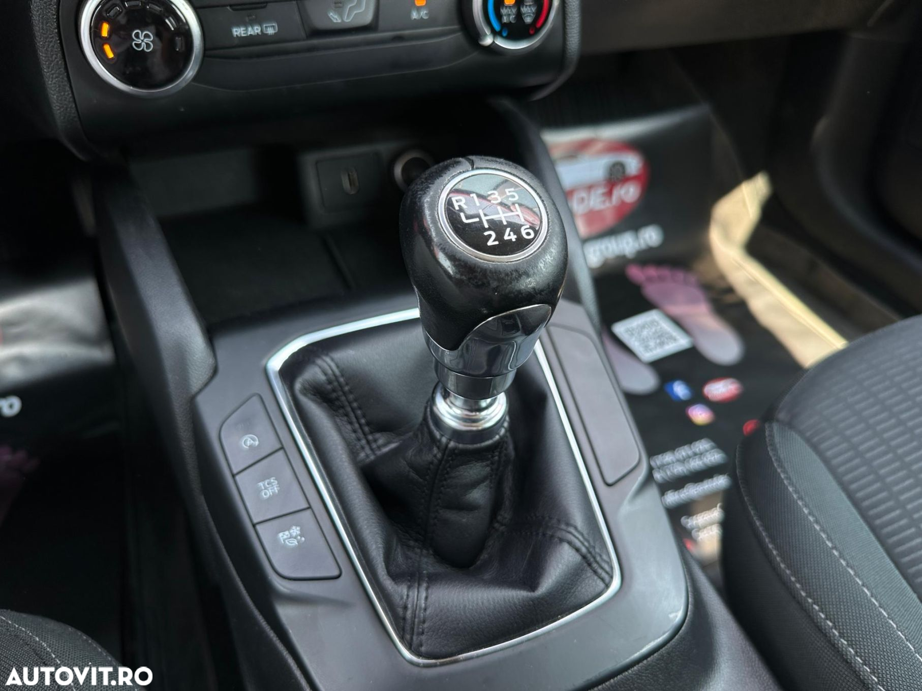 Ford Focus - 13