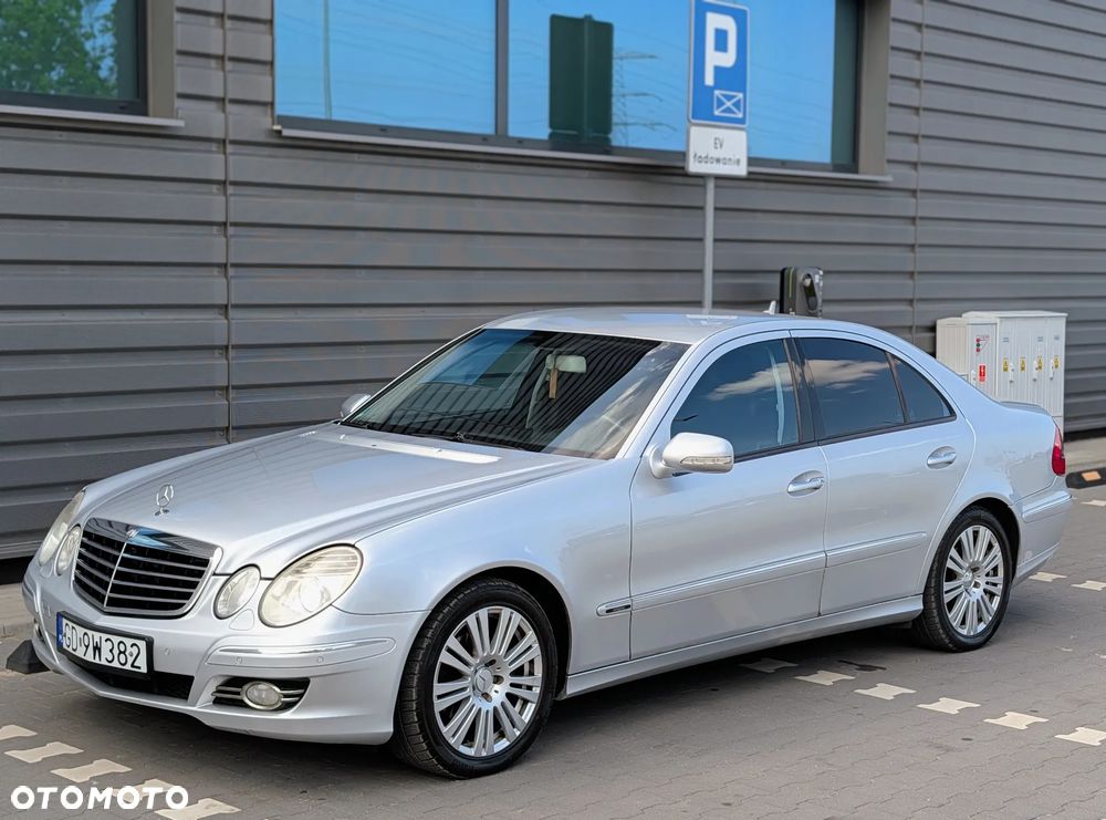Mercedes-Benz Klasa E 300 BLUETEC Avantgarde - 1