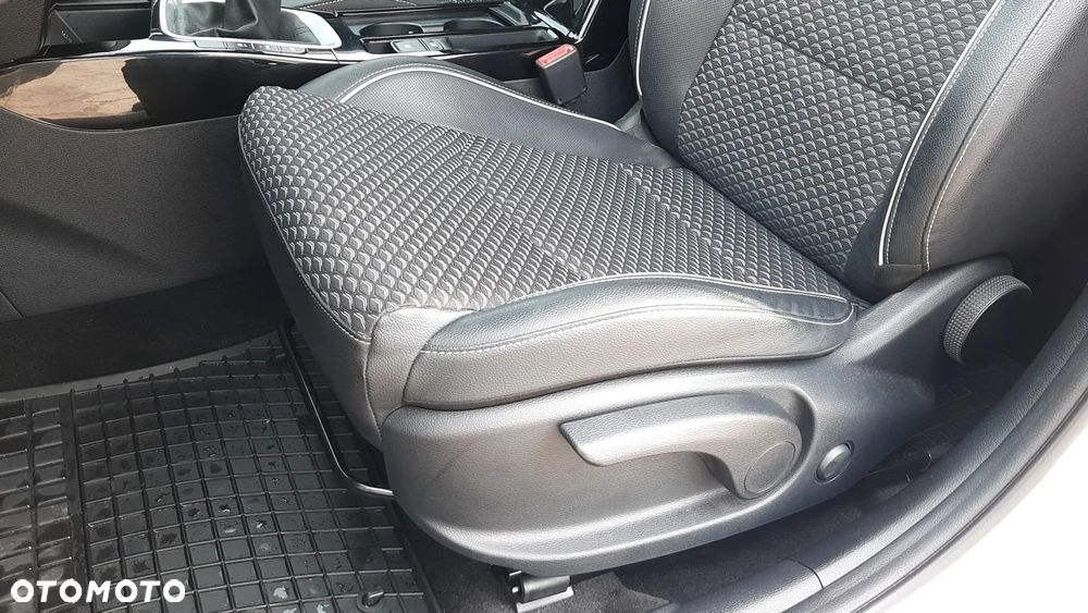 Kia Ceed 1.5 T-GDI L - 12