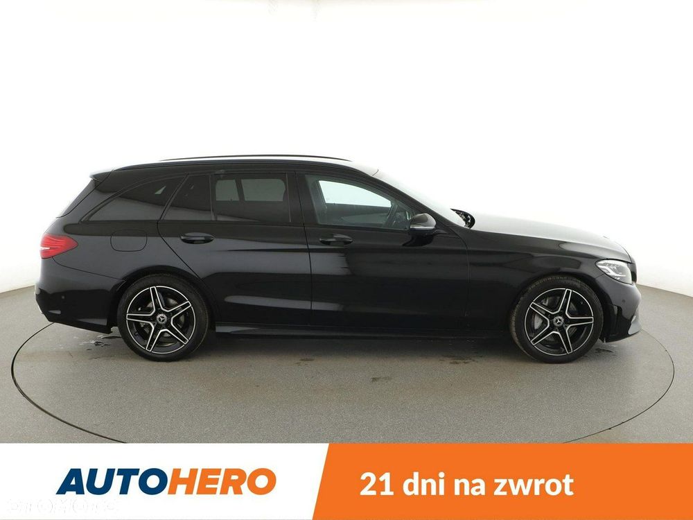 Mercedes-Benz Klasa C 300 4Matic 9G-TRONIC Night Edition - 10