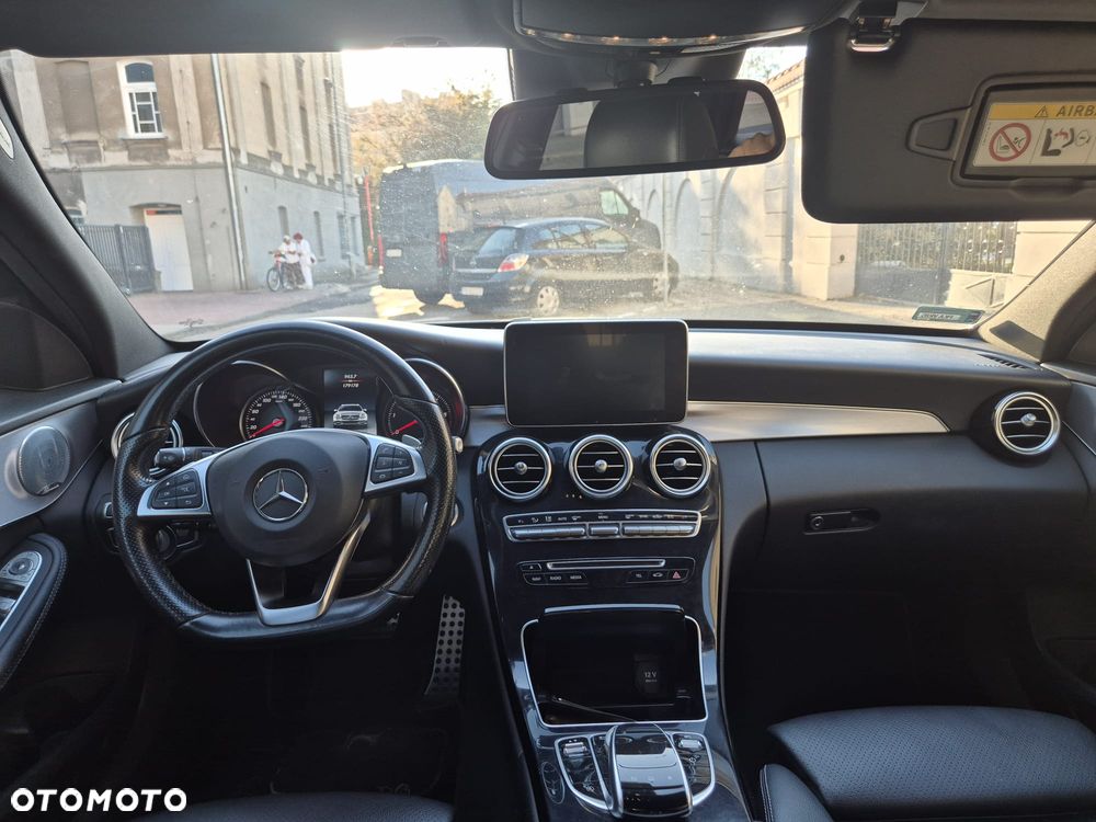 Mercedes-Benz Klasa C 250 d 9G-TRONIC AMG Line - 10