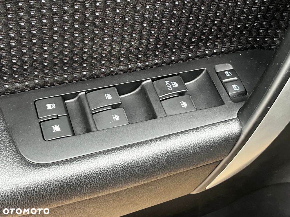 Chevrolet Captiva - 31