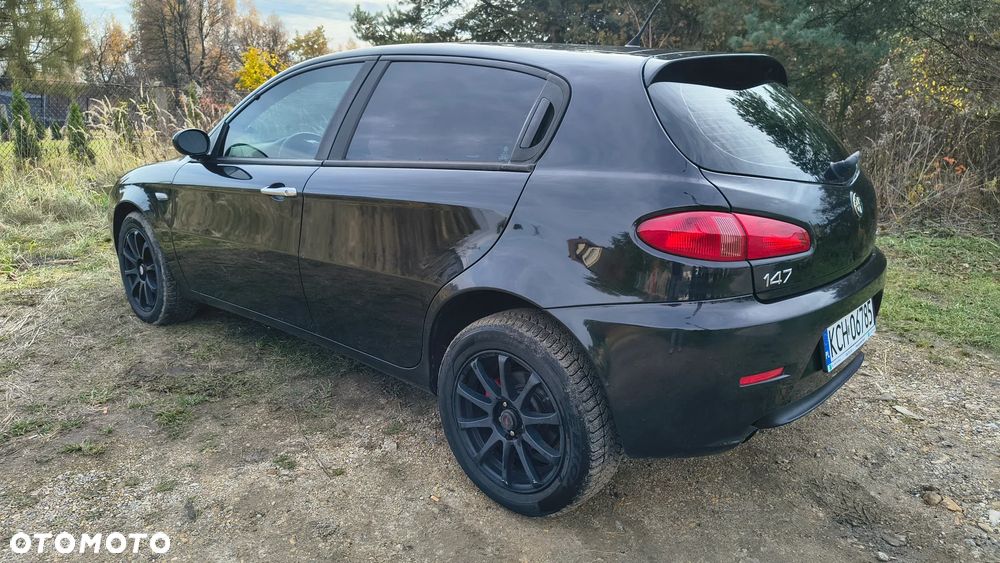 Alfa Romeo 147 1.6 Twin Spark ECO Distinctive - 4