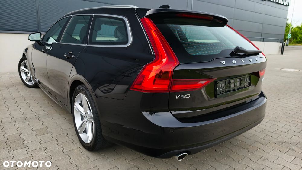 Volvo V90 D4 Geartronic Momentum Pro - 5