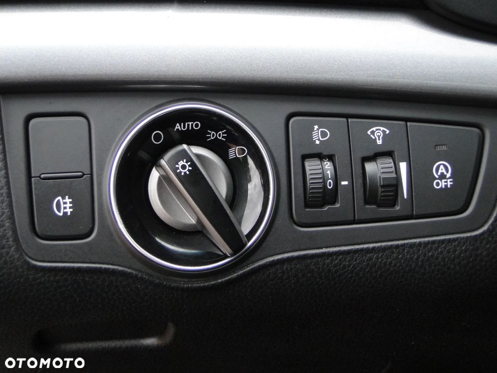 Hyundai i40 1.6 GDI BlueDrive Comfort - 35