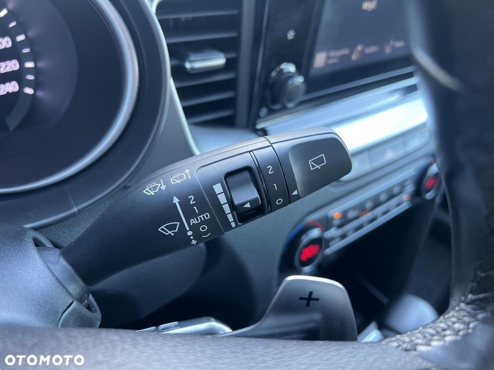 Kia Ceed - 12