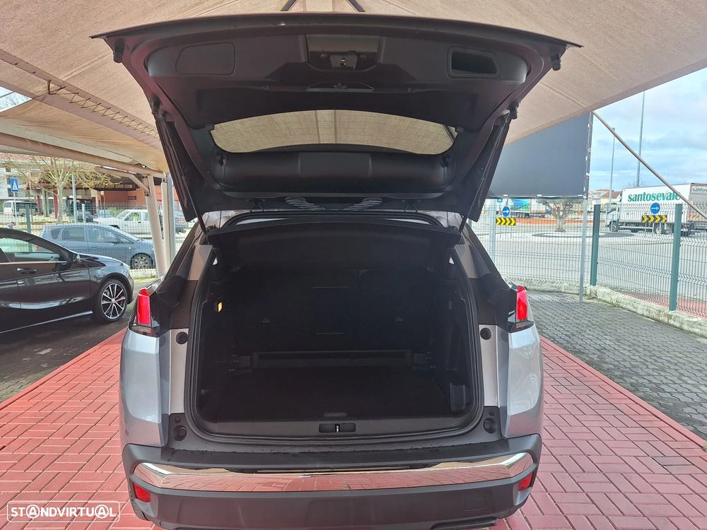 Peugeot 3008 1.5 BlueHDi Allure EAT8 - 19