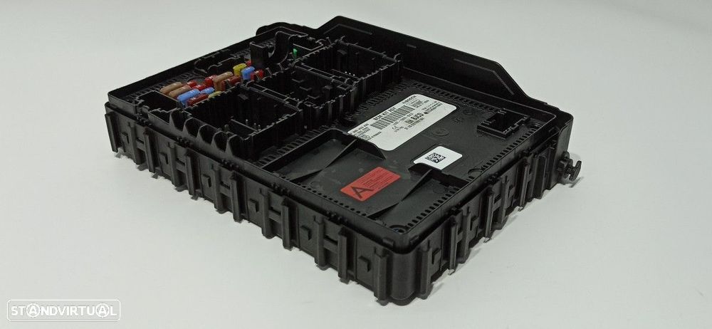 CAIXA DE RELÉS/ FUSÍVEIS FORD FOCUS TURNIER ACTIVE - 2