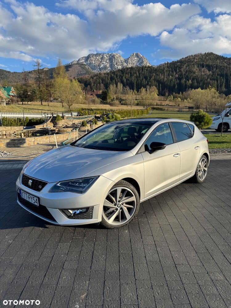 Seat Leon 2.0 TDI FR Black S&S - 1