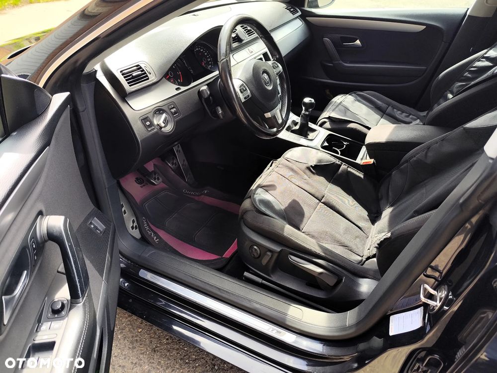 Volkswagen Passat CC - 9
