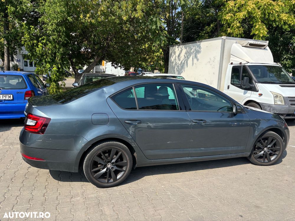 Skoda Octavia 2.0 TDI 4X4 STYLE - 18