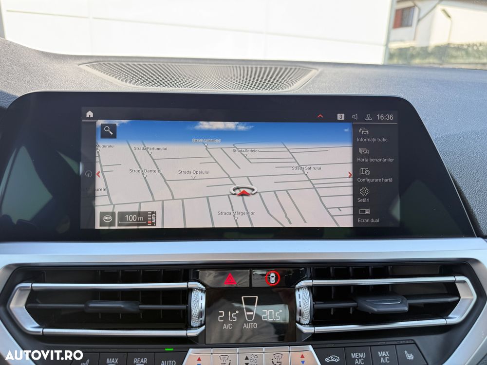 BMW Seria 3 320d Aut. Sport Line - 33