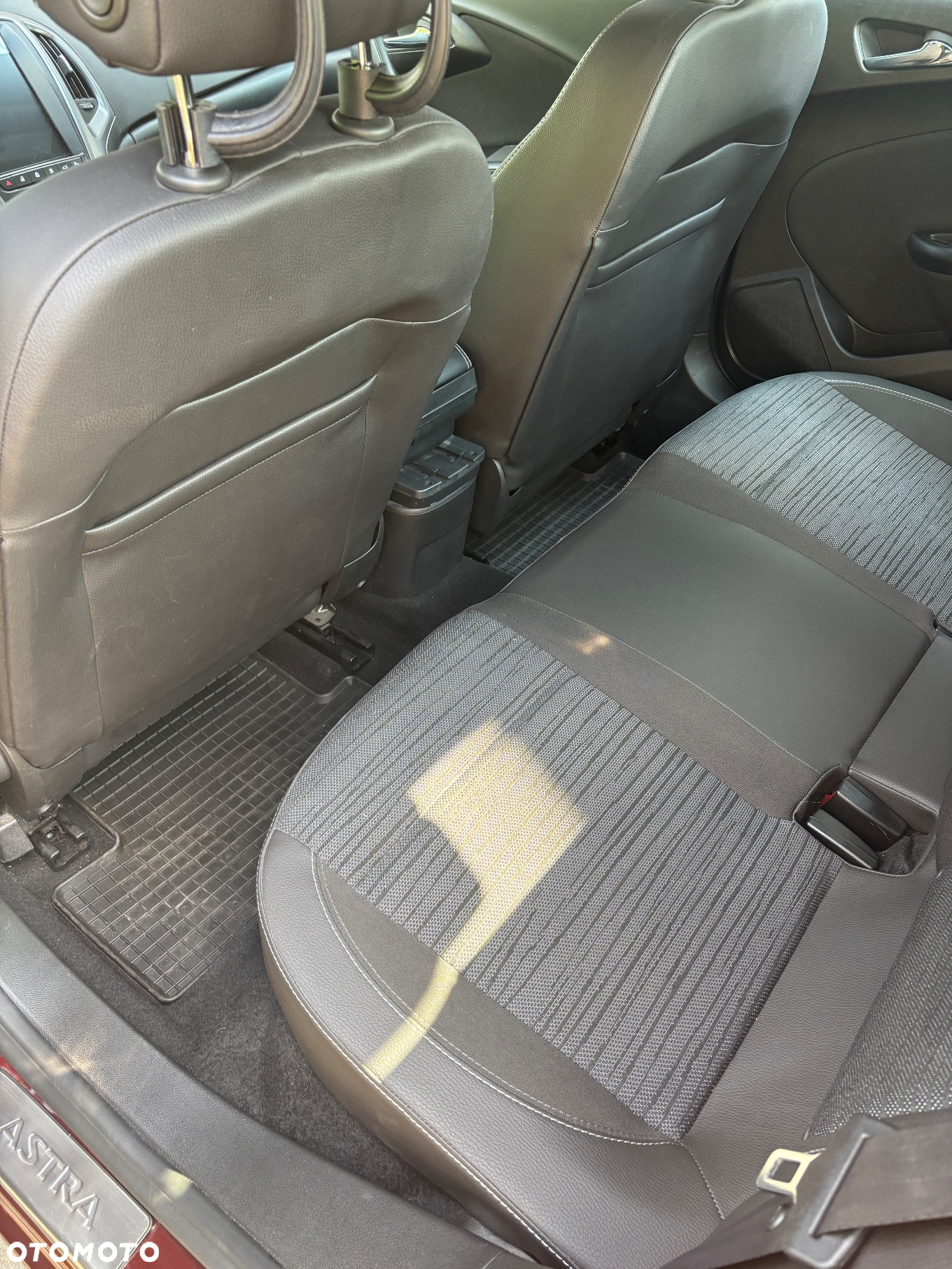 Opel Astra IV 1.6 EU6 - 13