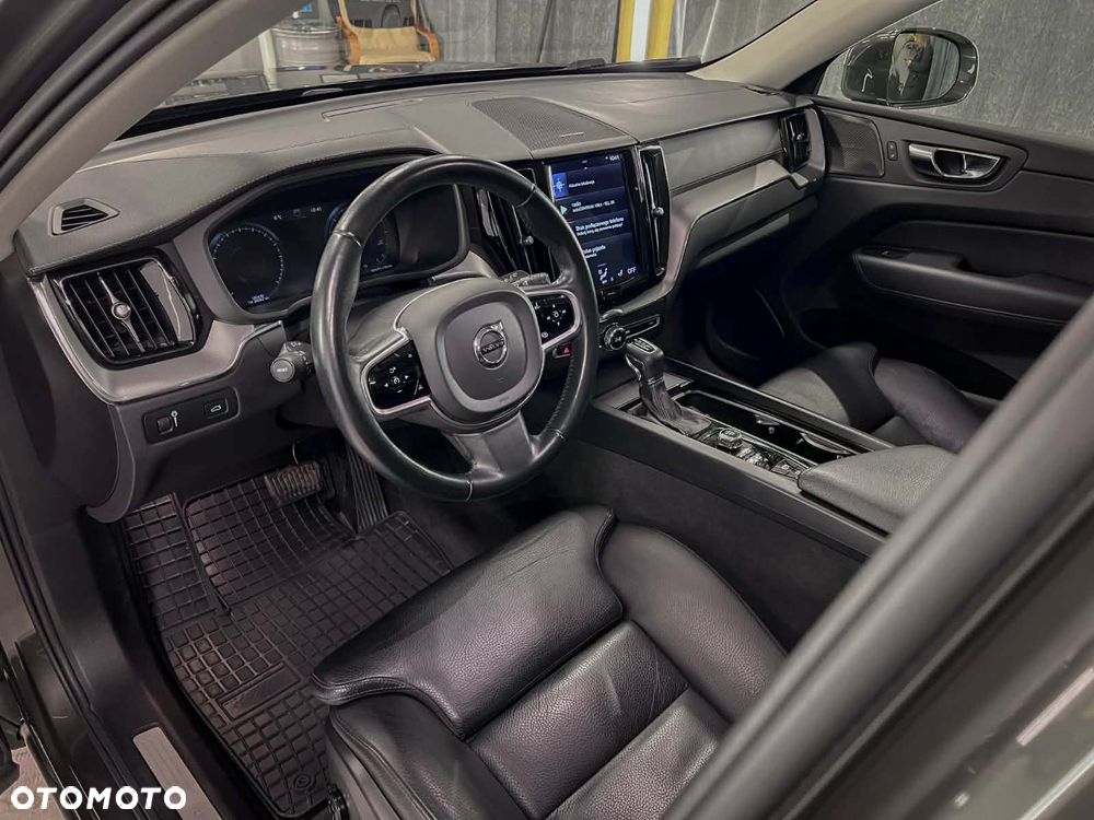 Volvo XC 60 D4 SCR Inscription - 5