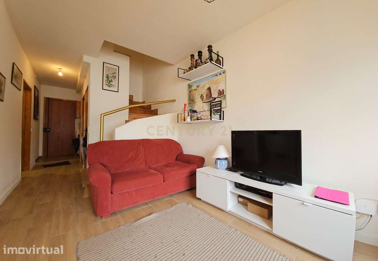Apartamento T4 duplex em Setúbal com Vista e Boa Exposição Solar - Grande imagem: 3/20