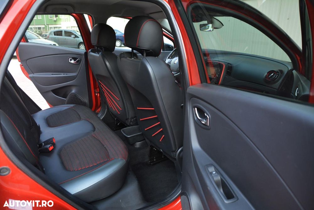 Renault Captur TCe 120 EDC Helly Hansen - 17