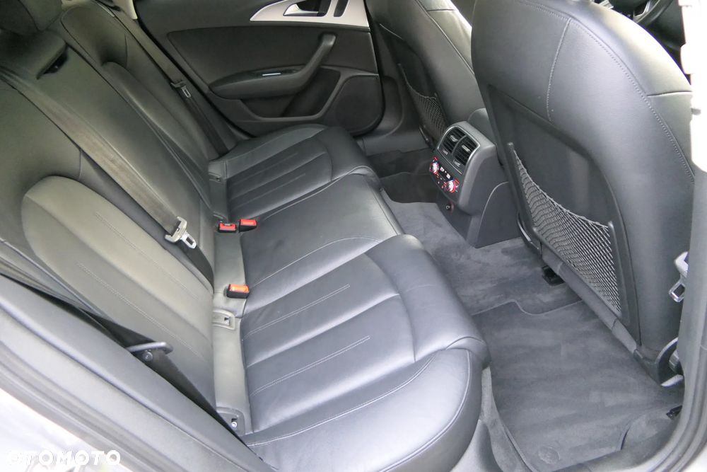 Audi A6 Avant 2.0 TDI Ultra S tronic - 23